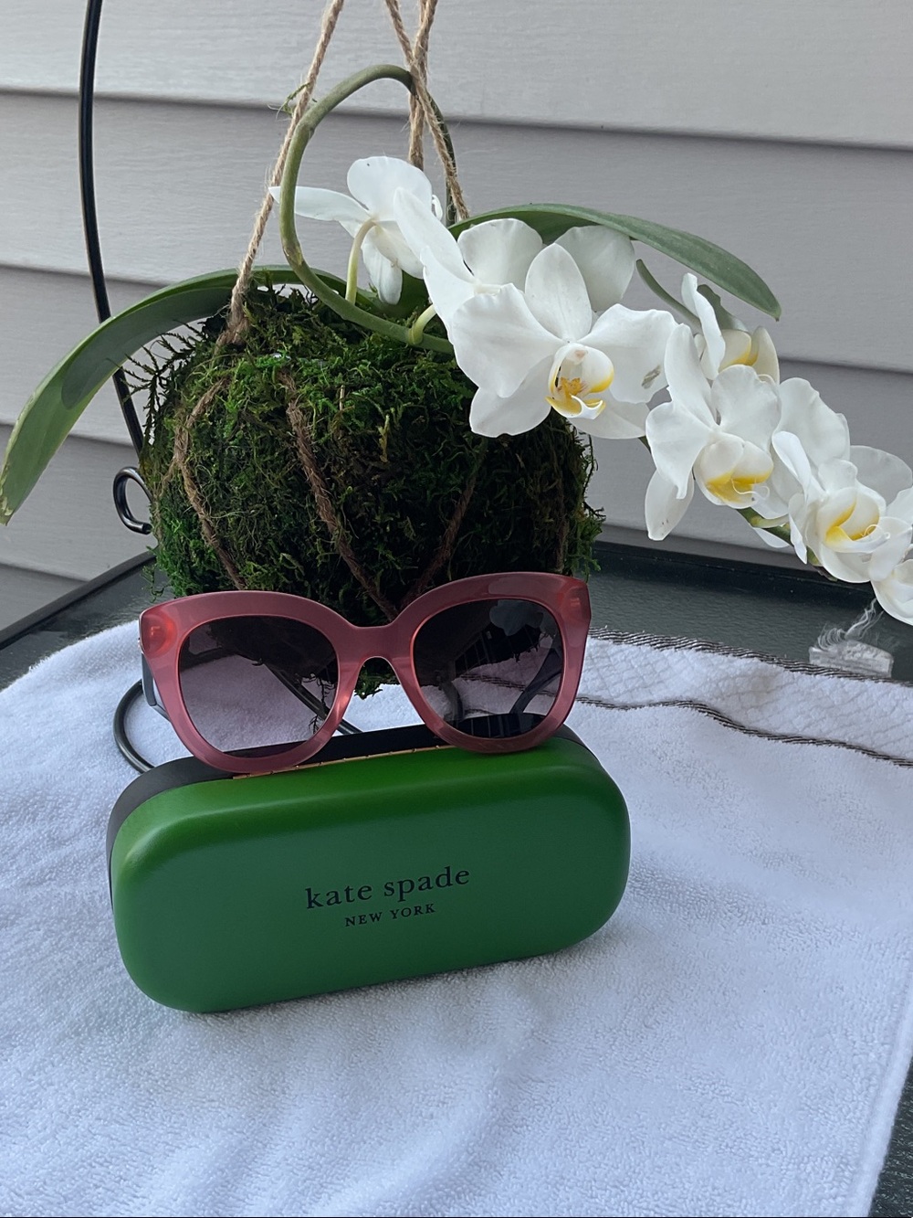 kate spade Pink Gradient Oversized Cat-Eye Sunglasses